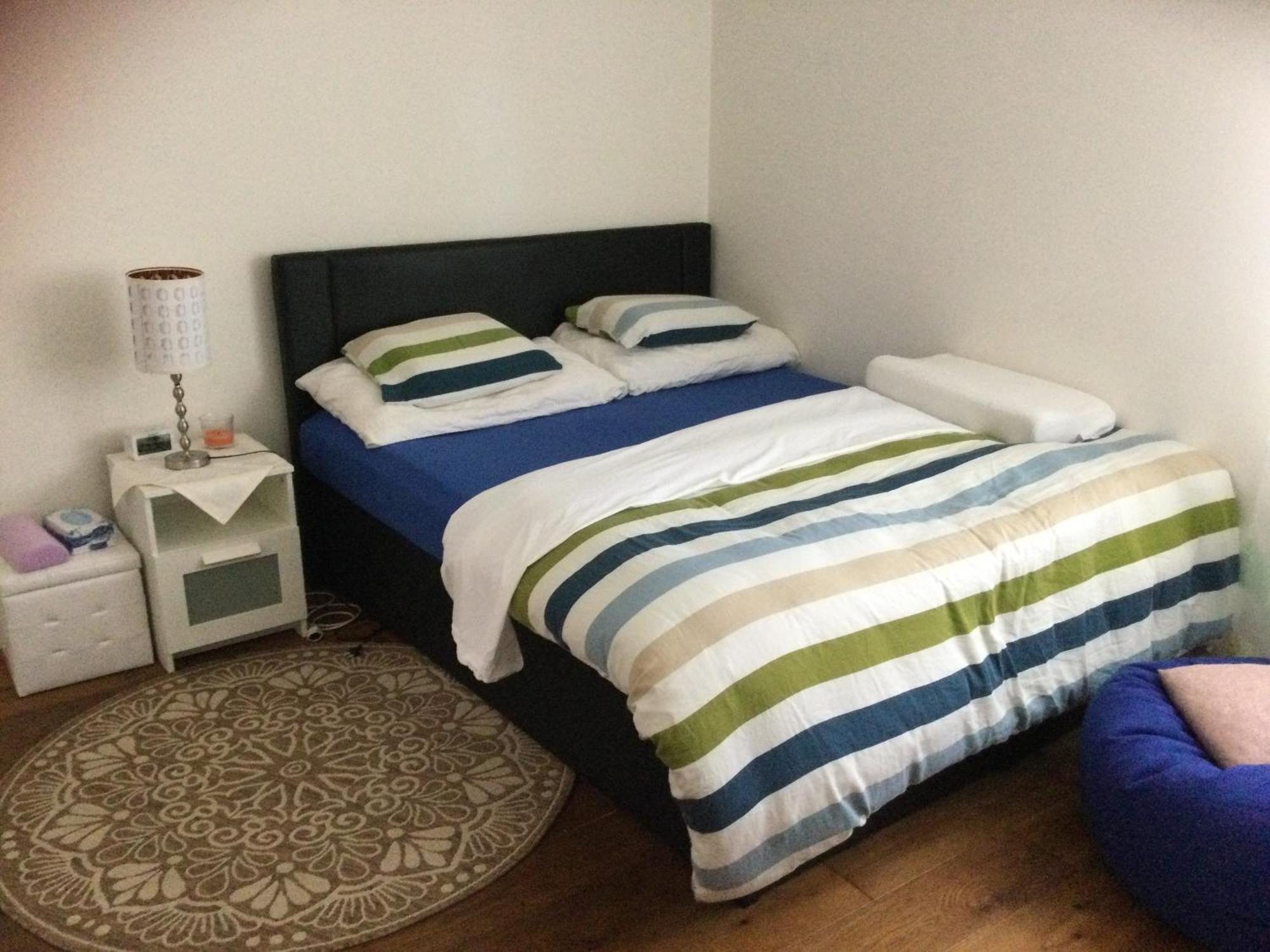 Chambre Spacieuse Et Confortable Avec Ecran Plat Oetwil an Der Limmat Exterior photo